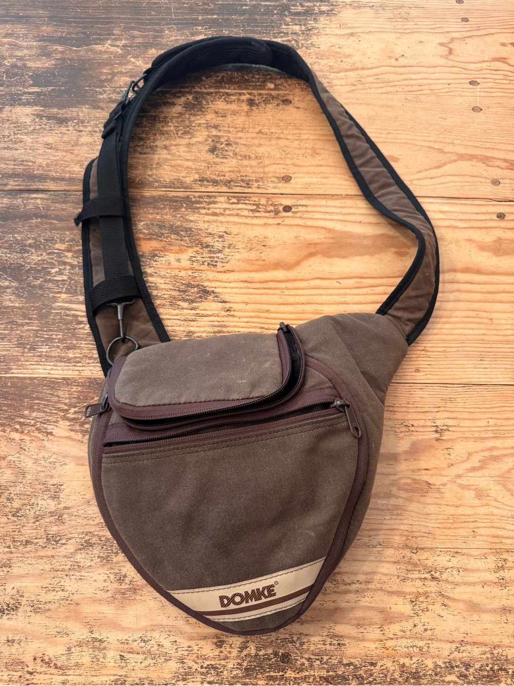 Rare Domke Medium Quick-Shot Sling (Brown RuggedWear) Wax coated